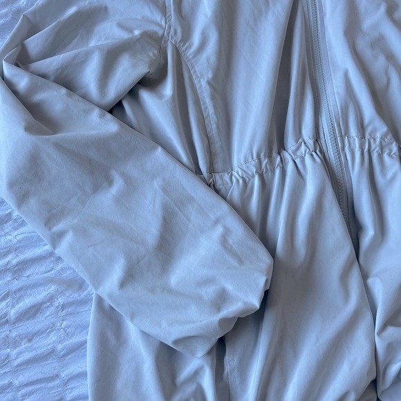 Lululemon jacket - Picture 3 of 8